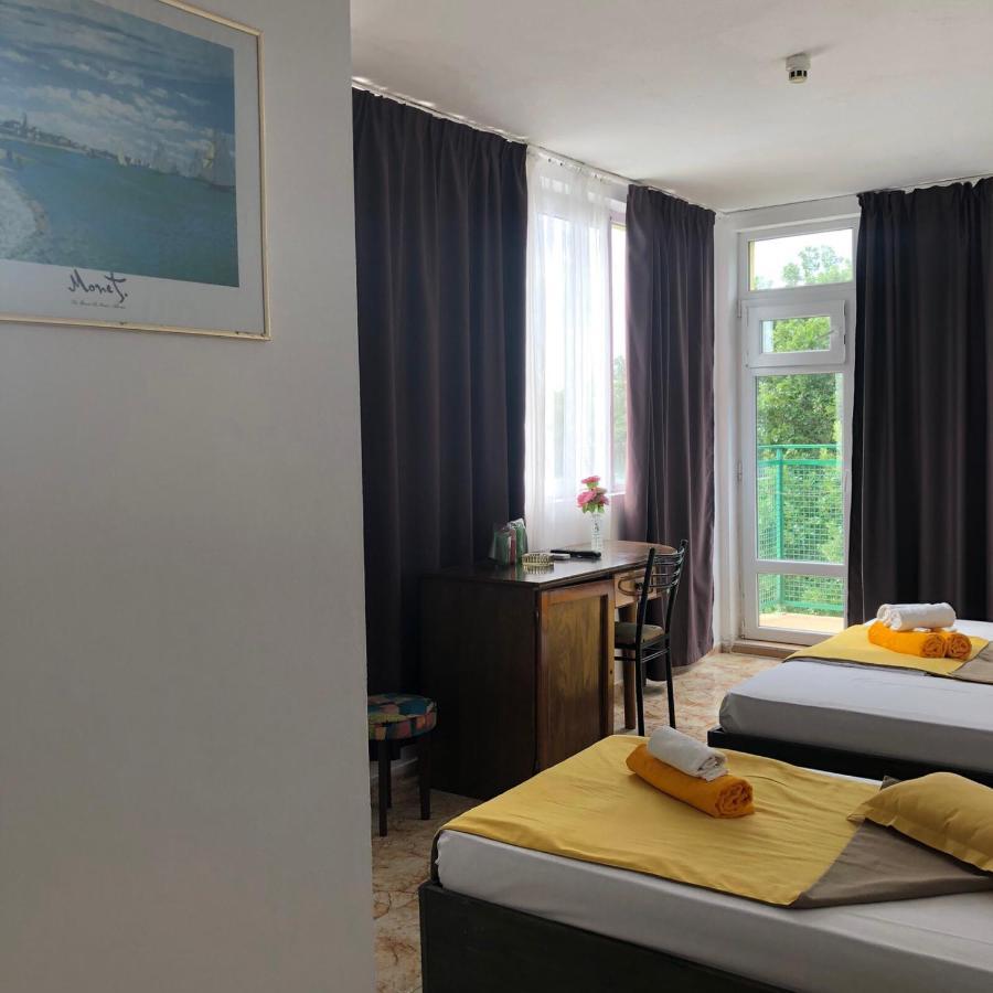 Sunny Varshava Hotel Zlatni pjasătsi Eksteriør bilde