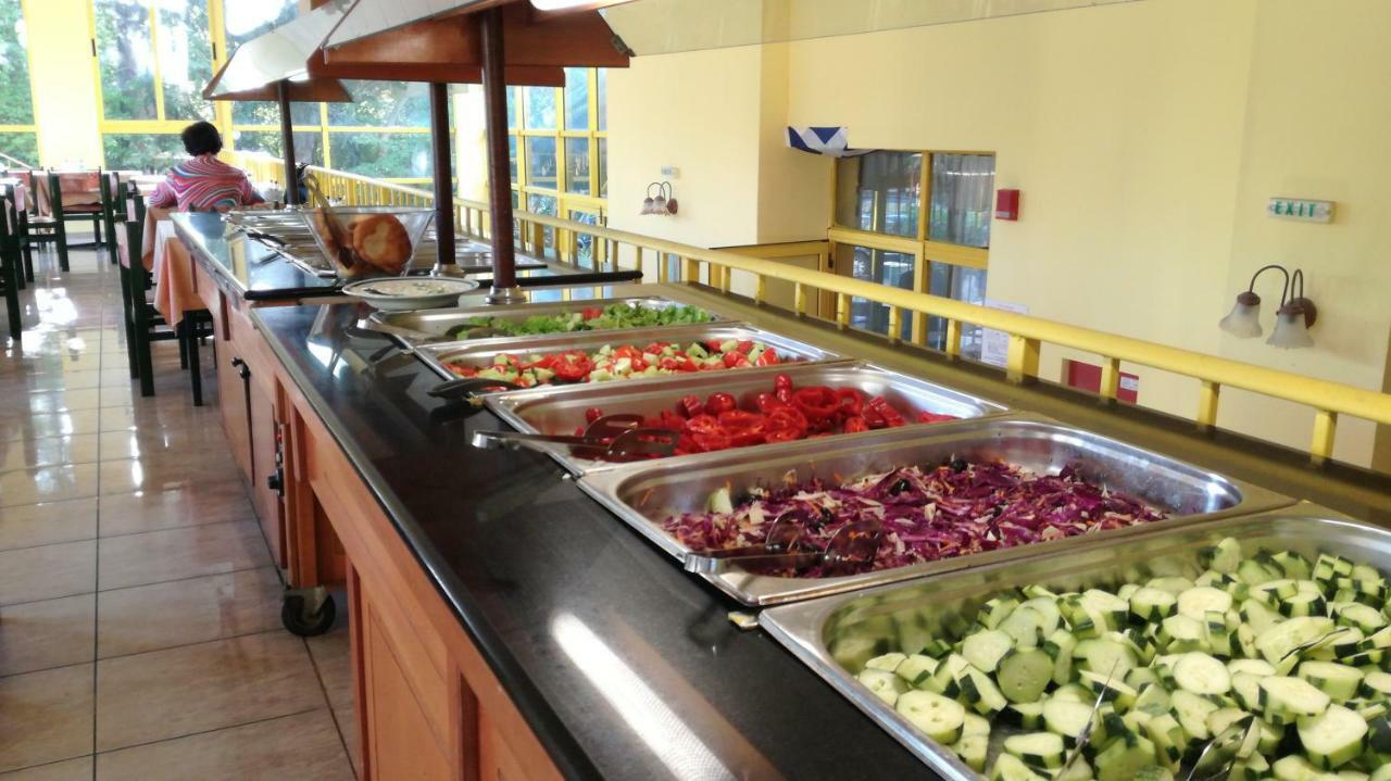 Sunny Varshava Hotel Zlatni pjasătsi Eksteriør bilde