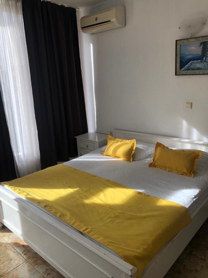 Sunny Varshava Hotel Zlatni pjasătsi Eksteriør bilde